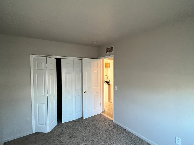 11328 E Ten Mile Rd — Photo 5