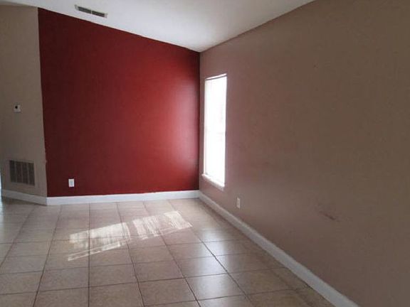 3rd image of 3324 Kelsey Ln
