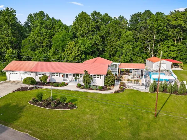 2376 Hurricane Ridge Rd, Smithville, TN 37166