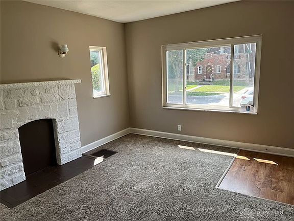 2nd image of 1112 Carolina Ave