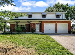 1690 Yellowglen Dr, Cincinnati, OH 45255