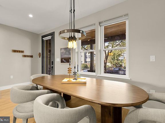 4th image of 47 T St NE