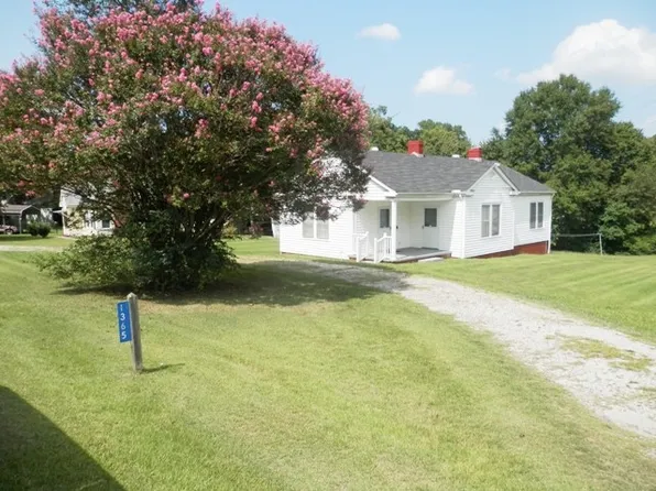 1365 Yancy St, Lancaster, SC 29720