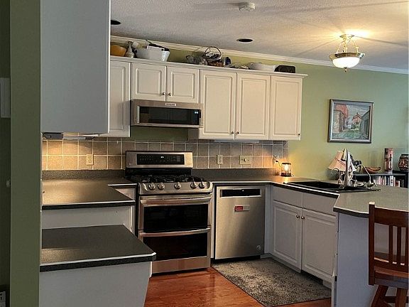 2nd image of 5264 Wolf Run Village Ln
