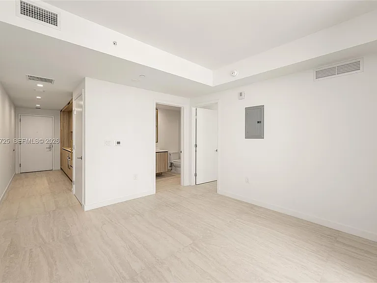77 SE 5th St #1505 — Photo 25