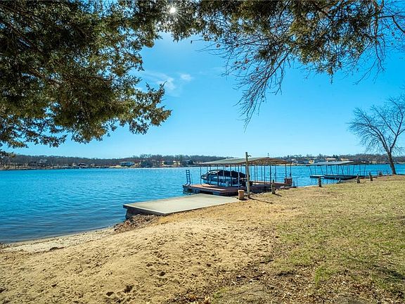 4th image of 1006 Lake Viking Ter