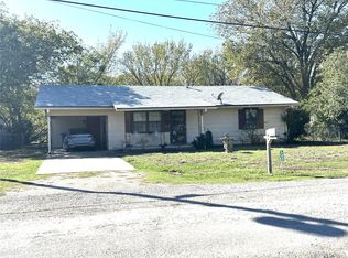 407 N Files St, Itasca, TX 76055