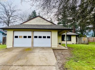 3732 Peppertree Dr, Eugene, OR 97402