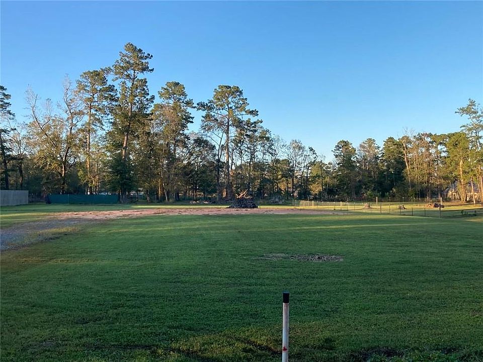 2nd image of 29390 Gaylord Rd