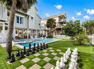 13663 Mutiny Ln, Galveston, TX 77554