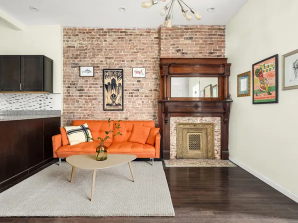 621 Macon Street image 2 of 18
