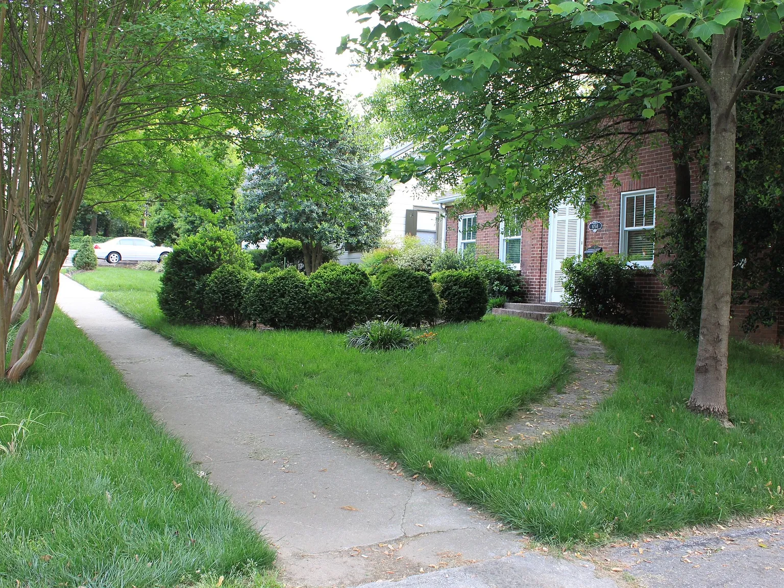 1758 Monroe Dr NE — Photo 2