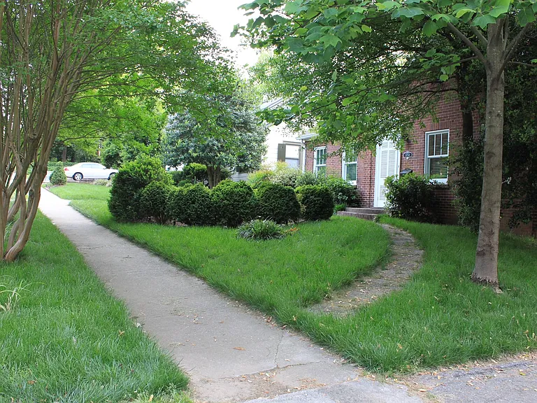 1758 Monroe Dr NE — Photo 2