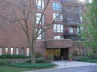 1140 Old Mill Rd APT 204F, Hinsdale, IL 60521