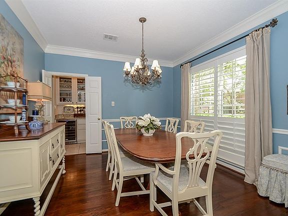 5th image of 1107 Rosemeadow Dr