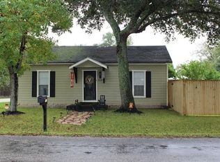 308 Burns Ave, Eagle Lake, TX 77434