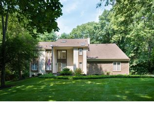 106 Brierley Ct, Downingtown, PA 19335