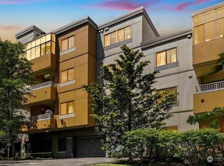 7600 SE 29th St APT 101, Mercer Island, WA