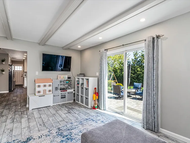 Eldorado Dr — Photo 12