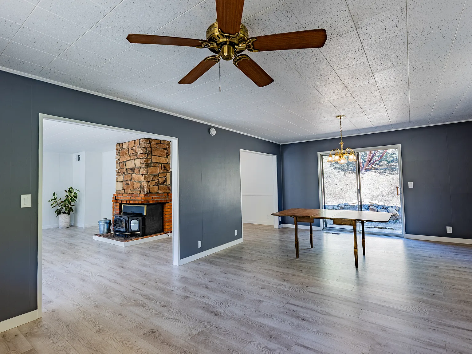 3227 Salton Vista Dr — Photo 4