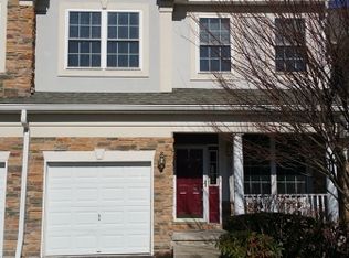 283 Levinberg Ln, Wayne, NJ 07470