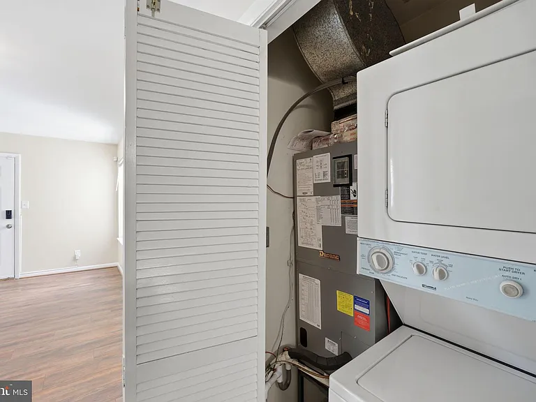 13408 Shady Knoll Dr #308 — Photo 16
