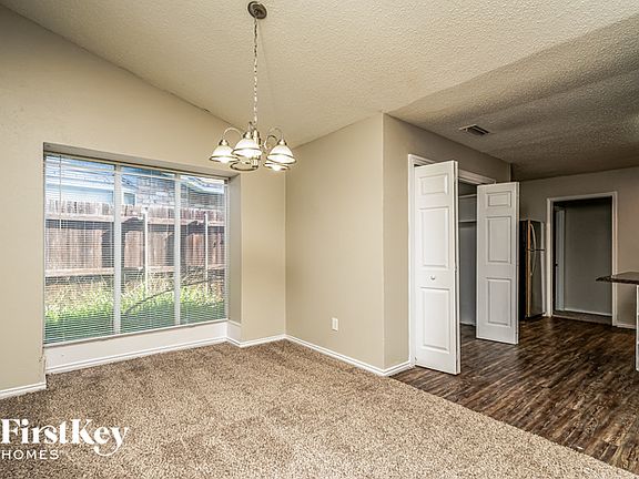 5th image of 2030 Glencrest Ln