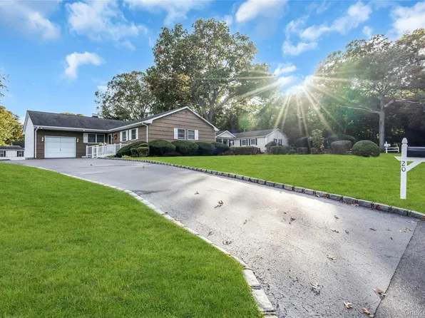 20 Victory Street, Ronkonkoma, NY 11779