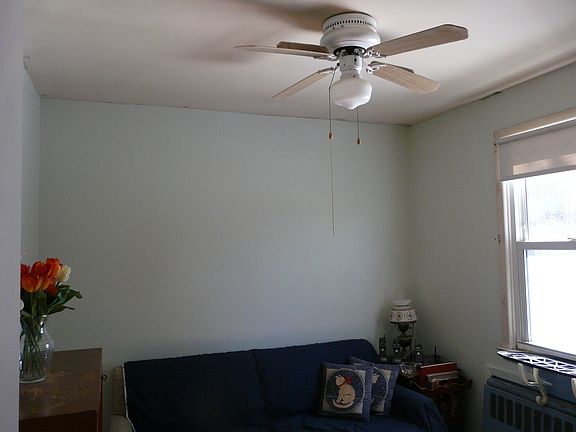 4th image of 417 Lee Pl