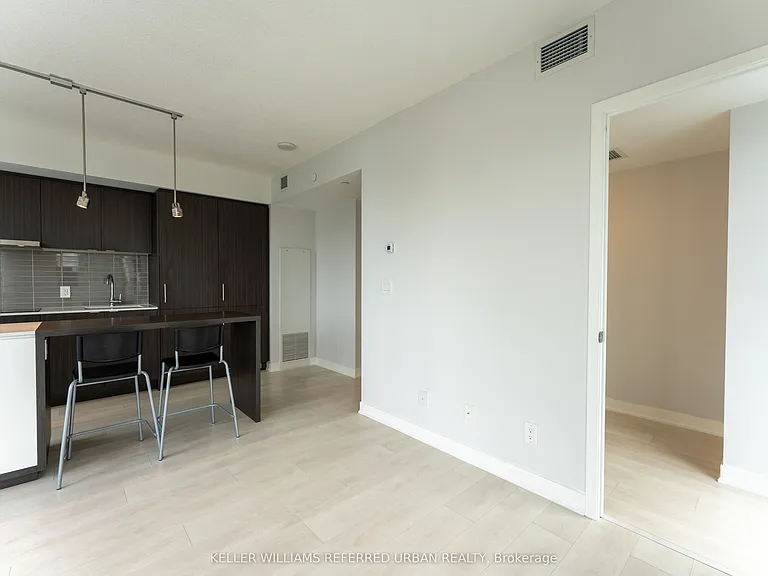 88 Harbour St #3207 — Photo 5