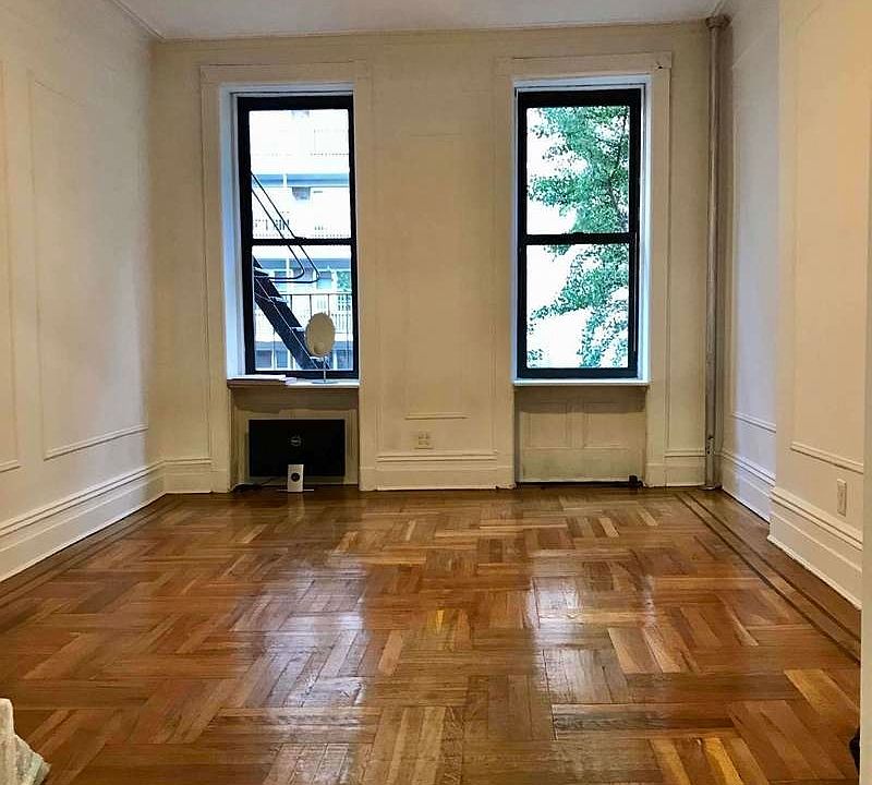 1st image of 225 E 88th St APT 3