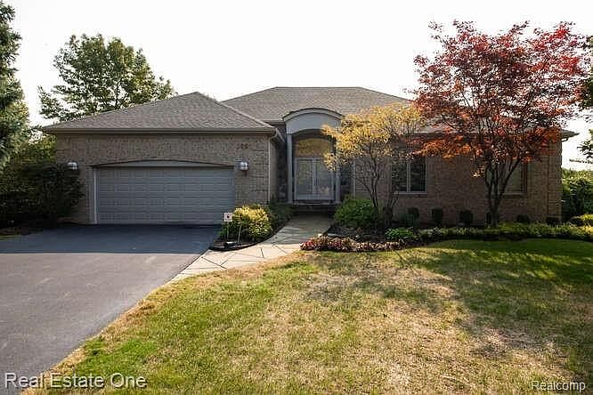 5965 Brookstone Ct West Bloomfield MI 48322 Zillow