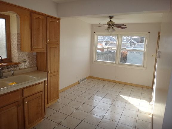 4th image of 1536 S 59th Ct