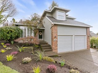 13819 Provincial Hill Dr, Lake Oswego, OR