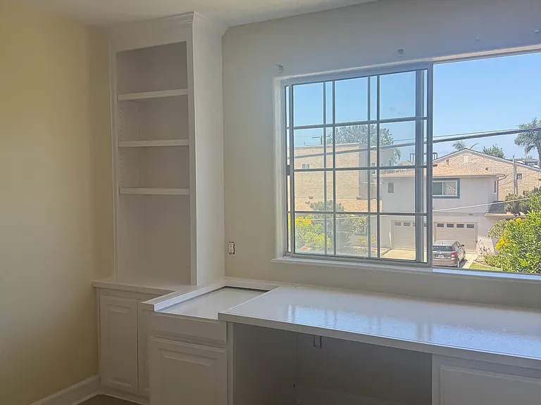 901 Beryl St — Photo 17