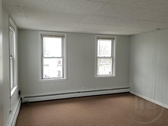 2nd image of 30 Mulberry St Floor 2