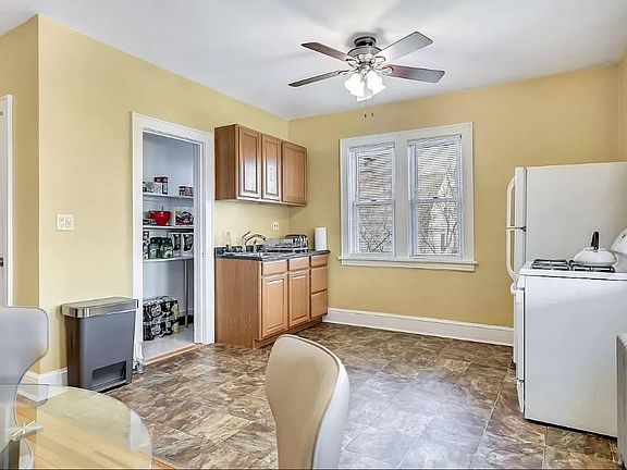 4th image of 238 Stone Ave