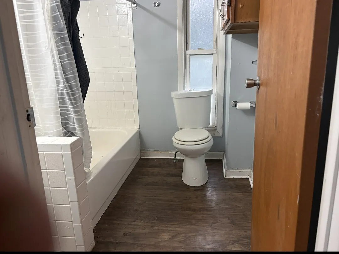 318 Virginia St — Photo 4