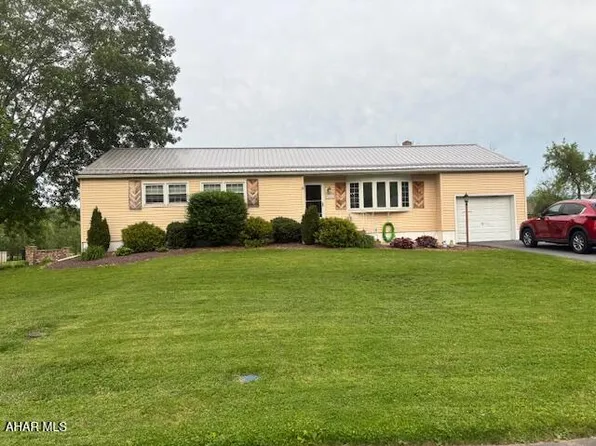 2518 Reservoir Rd, Hollidaysburg, PA 16648