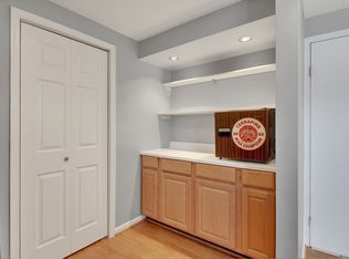 2016 Newhaven Dr, Essex, MD 21221