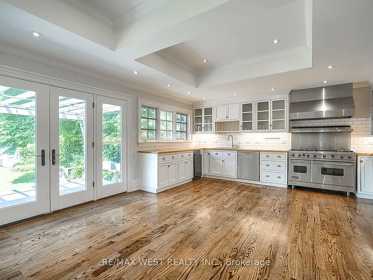 70 Forest Hill Rd — Photo 17