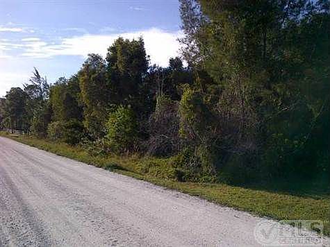 5th image of 12205 73rd Ct N