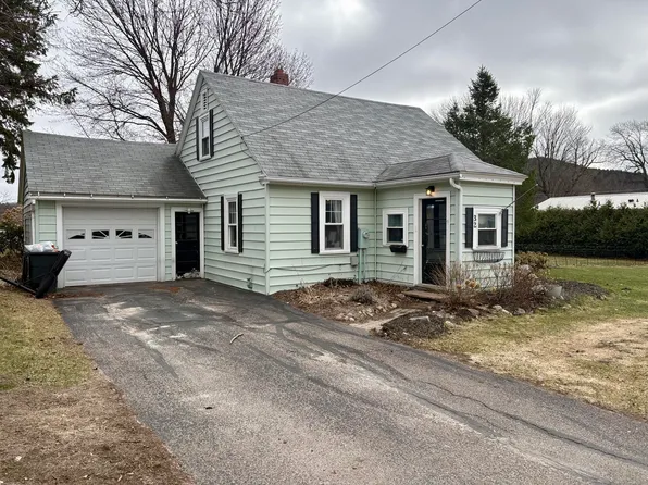 32 State St, Malone, NY 12953