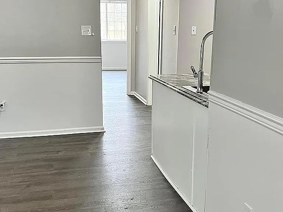 5th image of 108 Wheatsheaf Ln