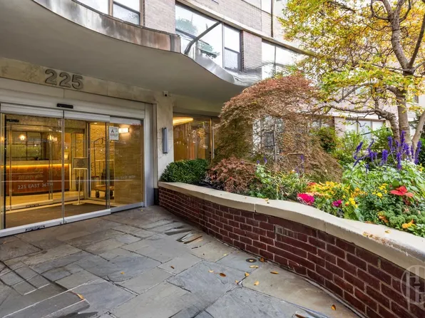 225 East 36th Street image 7 of 7