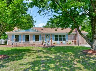 5325 Lord Tennyson Rd, Wilmington, NC 28405