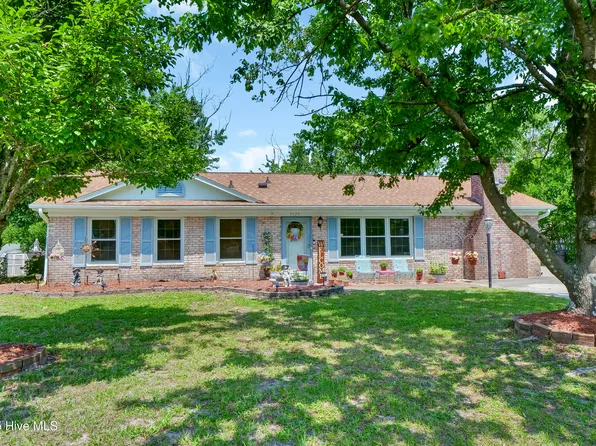 5325 Lord Tennyson Road, Wilmington, NC 28405