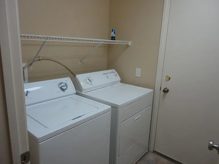 3365 Eagle Bend St — Photo 8