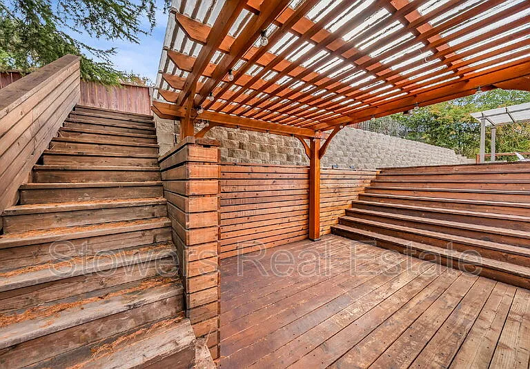 25551 Maitland Dr — Photo 40