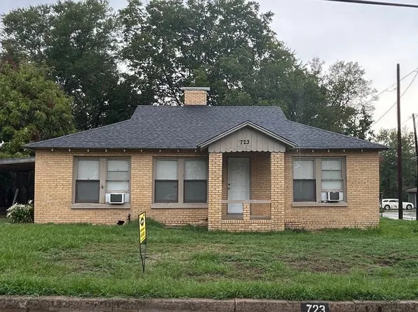 723 Clark Ave, Lufkin, TX 75901